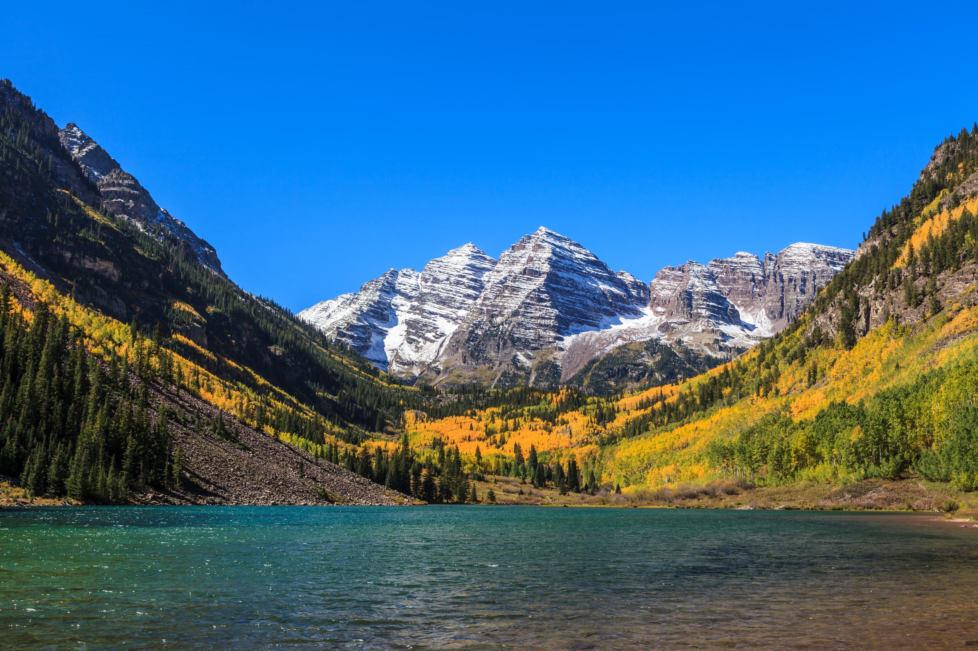 Maroon Bells mountain landscape near Aspen, Colorado